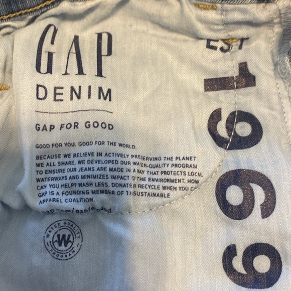 Gap Crop Kick Jean - Picture 8 of 8